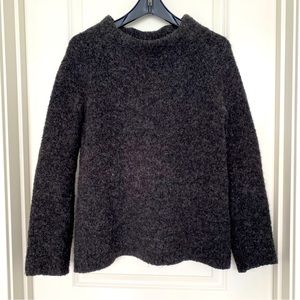 Anthropologie Fluffy  EUC wool blend sweater super warm